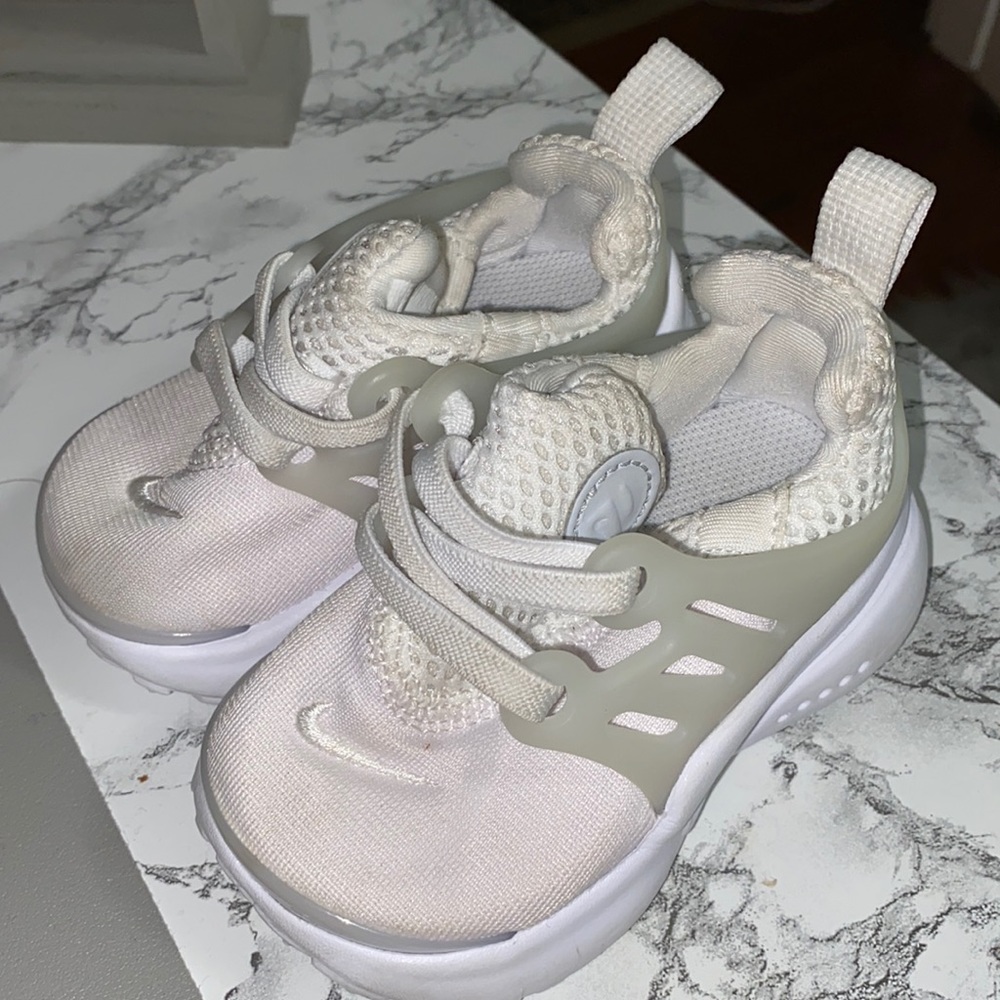 Baby Nike white presto sneakers